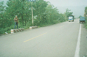 一前一后 · 互相领路
